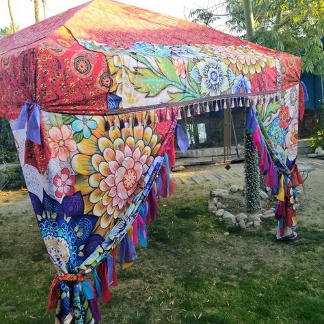 Music Festival Vendor Booth Ideas, Pop Up Gazebo Decorating Ideas, Pop Up Canopy Decorating Ideas, Vendor Tent, Canopy Decor, Cheap Gazebo, Boho Canopy, Market Tent, Festival Tent