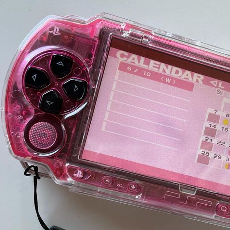 psp console with clear pink shell mod Vasos Vintage, Tech Aesthetic, Retro Gadgets, Cool Tech, Y2k Aesthetic, Cool Items, Retro Gaming, Pink Aesthetic, Cool Gadgets