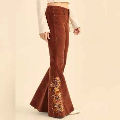 Altar’d State Rust Corduroy Jeans. Beautiful Detailed Embroidery Design On Flared Bell Bottoms. Size On T By E Tag Is 24 But Measures 14 Inches Across For Waist. Waist To Floor Is 42” And The Inseam Is 33”. 98% Cotton And 2%Spandex. Embroidered Bell Bottoms, Brown Bell Bottoms, 1970s Clothes, Bellbottom Pants, 70s Pants, Fashion Thoughts, 70s Clothes, Flair Pants, Summer Dress Trends