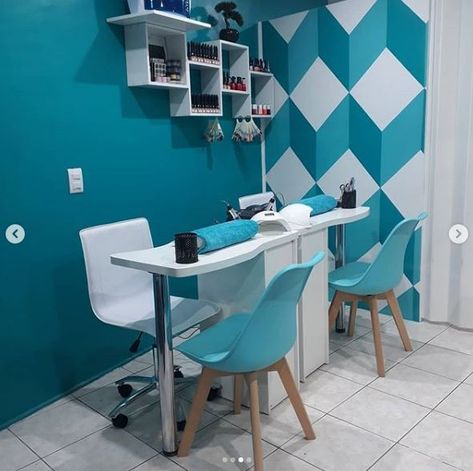 Beauty Shop Decor, Nail Parlour, Barber Shop Interior, Blue Interior Design, Teal Nails, Nail Salon Decor, Beauty Room Design, Nail Room, Salon Interior Design