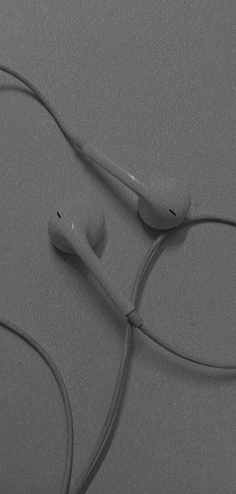 Earphones wallpaper Earphones Wallpaper, Heart Music, Emoji Drawing, A Court Of Mist And Fury, Interesting Facts, Mist, Fun Facts, Snapchat, Headphones