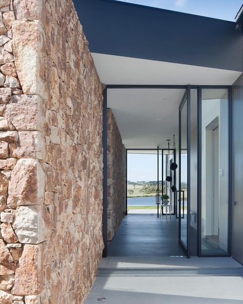 Grand Designs Australia, Bungalow Homes, Modern Barn House, Rural House, Rural Retreats, Stone Walls, Barn Style House, Modern Barn, Contemporary House Design