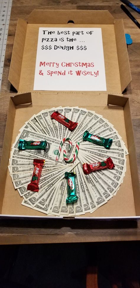 Money In A Pizza Box Gift, Money Gifts For Teens Boys, Pizza Box Money Gift Christmas, Pizza Box With Money, Money Gifts For Teenagers Birthday, Teen Boxing, Teen Christmas Gifts, Pizza Boxes, Creative Money Gifts