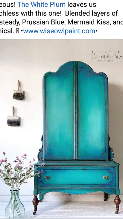 Furniture Painting Tutorial, Blue Painted Furniture, Diy Furniture Flip, Beach House Interior Design, Boho Furniture, Faux Painting, Furniture Rehab, Distressed Furniture, Furniture Painting