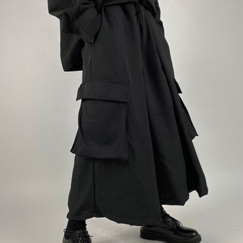 Hakama Trousers, Casual Pants Women, Sportswear Leggings, Y2k Aesthetic Outfits, Kendo, Type Of Pants, Women Pants Casual, Pants Women, Aesthetic Outfits