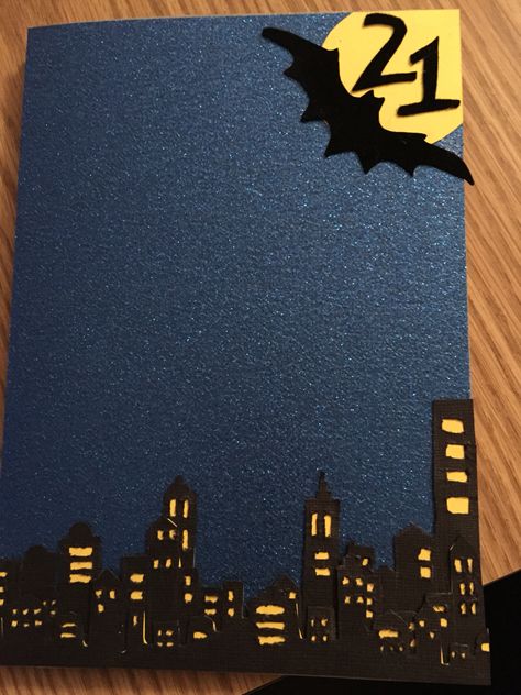 Batman birthday card #batmanday Batman Card For Boyfriend, Diy Batman Birthday Card, Superhero Birthday Card Diy, Batman Bookmark Diy, Batman Scrapbook, Batman Birthday Card, Batman Card, Batman Gifts, Baby Batman