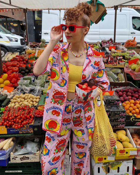 Sun's out and naturally so is my fave co ord 👀 🍒🍅🍋🍎 Honestly one of my best summer purchases, I've been reaching for it non-stop 🙌 *some pr tagged #dopaminedressing #colorfulwardrobe #colorfulclothing #damsonmadder #summeroutfitinspo #italiansummer #tuttifrutti #portobello Leo Moodboard, Colourful Fashion, Colorful Wardrobe, Dopamine Dressing, Suns Out, Italian Summer, Portobello, Colourful Outfits, Non Stop