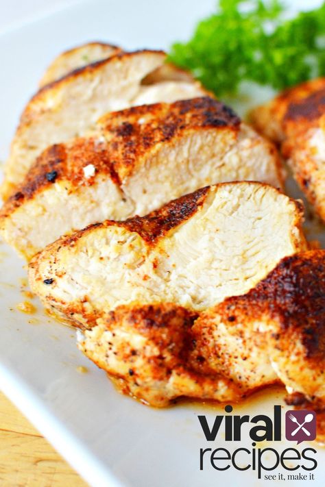 Juicy Chicken 101, Juiciest Chicken Breast, Juicy Chicken Breast Recipes, Chicken 101, Crockpot Chicken And Potatoes, Salty Side Dish, Juiciest Chicken, Green Salad Recipes, Olive Recipes