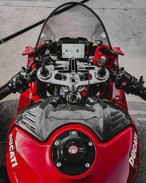 Daily Snap, Ducati 1299 Panigale, Ducati Motorbike, Girl Riding Motorcycle, Ducati Supersport, Bike Artwork, Best Motorbike, Custom Sport Bikes, Motorcycle Aesthetic