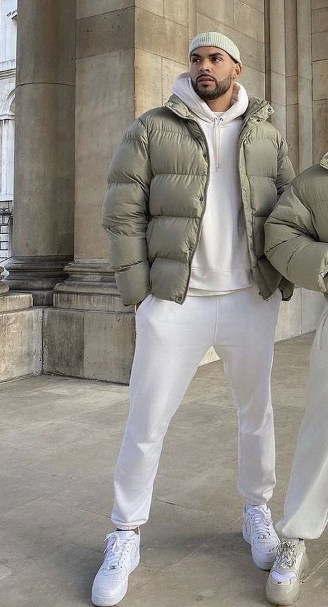 Men Winter Look Outfit, 2023 Mens Shoes, Man Snow Outfit, Paris Outfits Winter Men, Winter Drip Men, Men's Winter Outfits, Men Cold Weather Outfits, Men Thanksgiving Outfit, Men Winter Outfits Street Style