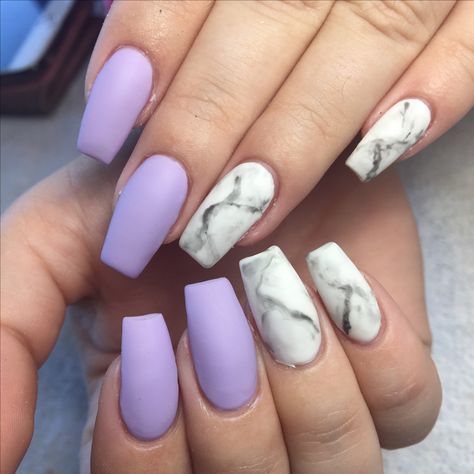 Marble x Lavender matte. #MicheleKimmExperience Matte Lavender Nails, Matte Purple Nails, Marble Acrylic Nails, Purple Nail Art Designs, Light Purple Nails, Purple Manicure, Dark Purple Nails, Coffin Nails Matte, Purple Nail Art