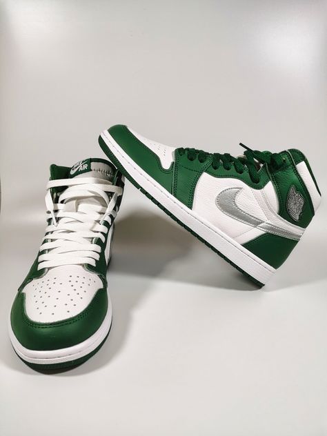 Jordan 1 Gorge Green, Sneaker Collection, Air Jordan 1, Jordan 1, Air Jordan, Air Jordans, Jordan, Sneakers, Green