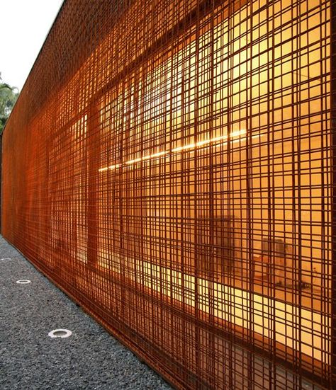 LOVE!!!! StudioMK27‘s - Micasa Volume B, Reinforcing bar screen.#Corten #minimal #framed #permeable Studio Mk27, Metal Facade, Modern Architecture Design, Frank Gehry, Metal Screen, Corten Steel, Facade Architecture, Screen Design, Fence Design