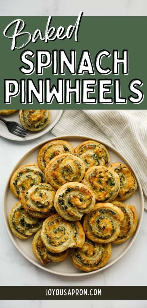 Spinach Pinwheels - easy party food, appetizer and finger food for game day and the holidays. Oven baked buttery puff pastry appetizers rolled with a cheesy cream cheese spinach mixture with caramelized onions. Spinach Pinwheels, Spinach Puff Pastry, Cream Cheese Spinach, Butter Puff Pastry, Gourmet Appetizers, Cheese Pinwheels, Puff Pastry Filling, Muenster Cheese, Puff Pastries