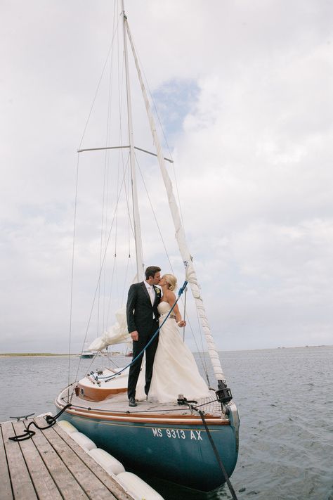 Chatham Bars Inn Wedding from Michael Barnholdt Photography  Read more - http://www.stylemepretty.com/massachusetts-weddings/2013/07/19/chatham-bars-inn-wedding-from-michael-barnholdt-photography/ Chatham Bars Inn Wedding, Sailboat Wedding, Nautical Wedding Inspiration, Chatham Bars Inn, Nantucket Wedding, Yacht Wedding, Wedding Venue Los Angeles, Boat Wedding, Cape Cod Wedding