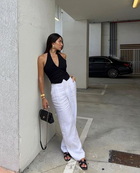 Summer White Shirt Outfit, Santa Barbara Outfit Summer, Florida Fall Outfits, Ny Fits, Professional Fits, Italy Clothes, 2024 Aesthetic, Casual Chic Outfits, Casual Fridays