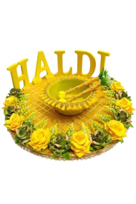 Haldi Platter Haldi Thali, Haldi Platter, Haldi Ceremony Decorations, Engagement Ring Platter, Door Hanging Decorations, Mirror Crafts, Engagement Ceremony, Wedding Illustration, Haldi Ceremony