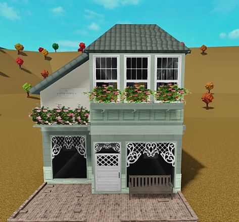 Bloxburg London Town Layout, Bloxburg Flower Shop Ideas Interior, Bloxburg Floral House, Bloxburg Parisian House, Bloxburg Flower House, Bloxburg Flower Shop Ideas, Bloxburg Flowershop, Frenchroses Bloxburg Builds, Flower Shop Bloxburg