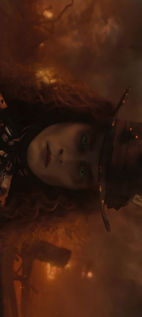 Tarrant Hightopp X Alice, Alice In Wonderland Cinematography, Alice In Wonderland Scenes Tim Burton, The Mad Hatter Johnny Depp, Mad Hatter Wallpaper, Mad Hatter Aesthetic, Alice And Mad Hatter, Alice In Wonderland Scenes, Alice And The Mad Hatter