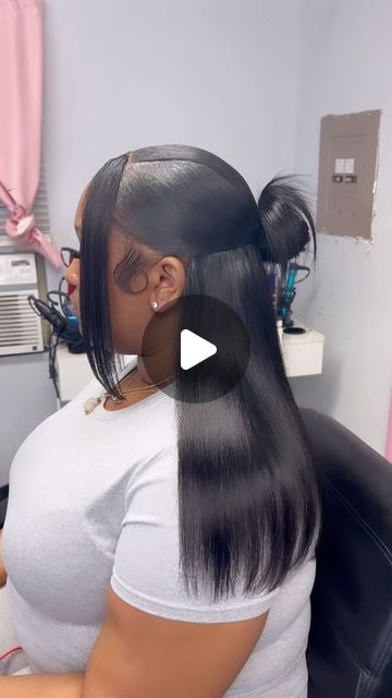 SOFT HAIR STYLIST 🍦 on Instagram: "Fan half up half down 🩷 
Hair used: Two packs of model model dream weaver in 12 inches" Half Up Half Down With Bun, Model Dream, Dream Weaver, Half Up Half Down Hair, Of Model, Soft Hair, Half Up Half Down, Half Up, Hair Stylist