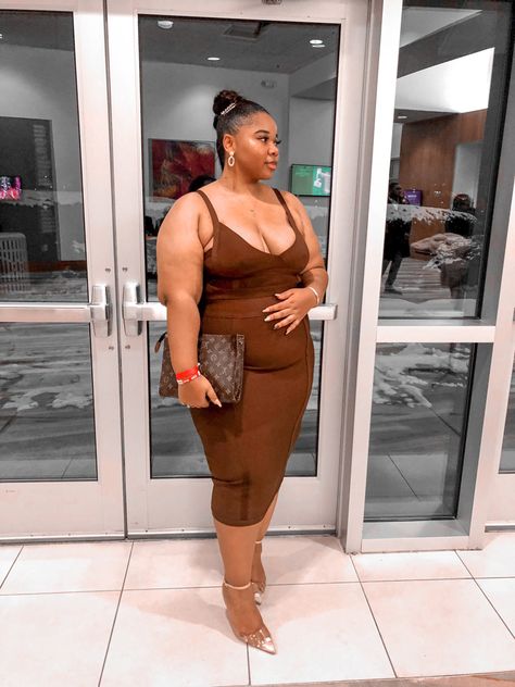 Styling bodycon and bandage dresses for plus size women Plus Size Bandage Dress, Plus Size Bodycon Dress Outfit, Cognac Queen, Black Women Aesthetic, Dresses For Plus Size Women, Dresses For Plus Size, Kash Doll, Body Con Dress Outfit, Bandage Dresses