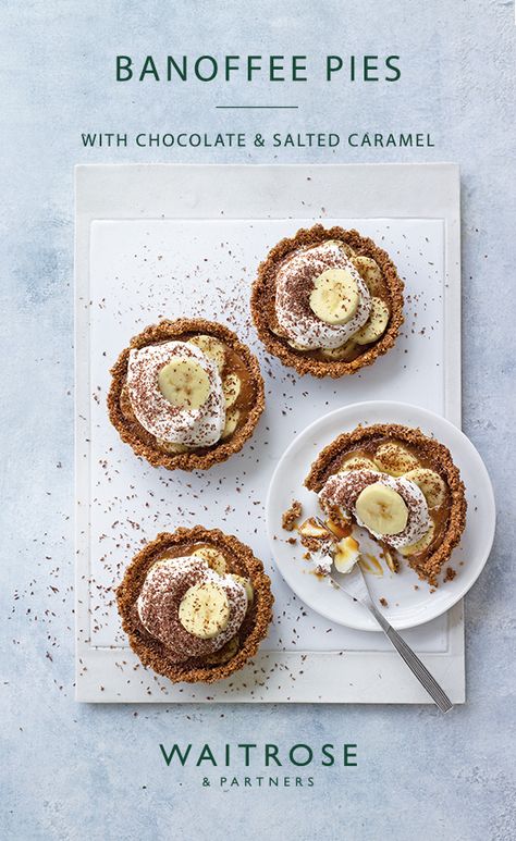 Pies With Chocolate, Easy Banoffee Pie, Vegan Banoffee Pie, Banoffee Pie Recipe, Waitrose Food, Baking Recipes Pie, Dreamy Desserts, British Desserts, Sweet Pastry