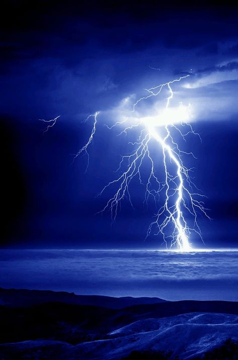 Details 100 thunder background hd - Abzlocal.mx Lightning Wallpaper Hd, Blue Lightning Wallpaper, Thunder Background, Thunderstorm Pictures, Lightning Images, Storm Images, Victoria's Secret Pink Wallpaper, Lightning Art, Storm Wallpaper