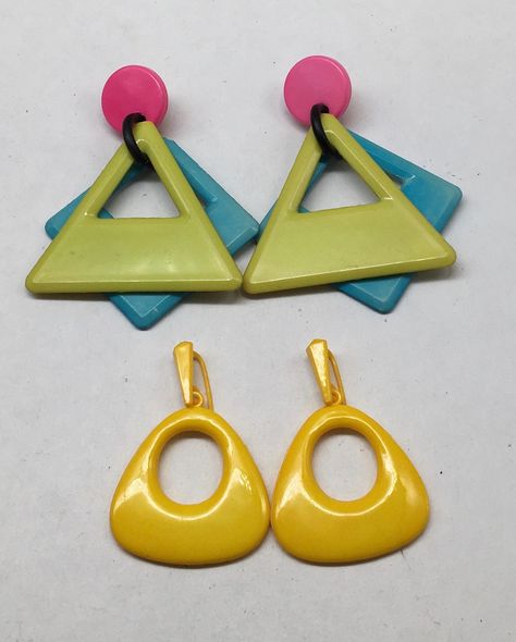 80s Earrings Vintage, Vintage Earrings 70s, 1980s Earrings, Funky Clothes, 80s Jewelry, 1980s Jewelry, 80s Earrings, Plastic Earrings, The Triangle