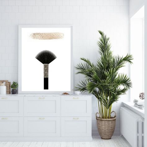 beautiful glam room d�cor. Add a special touch to your beauty room d�cor with this animal print makeup lover inspired art #dormroomdecor #beautyroomdecor #printableart Glam Room Decor, Glam Wall Decor, Makeup Vanity Decor, Collage Decor, Gifts For Makeup Lovers, Artist Decor, Wall Collage Decor, Makeup Room Decor, Babe Cave