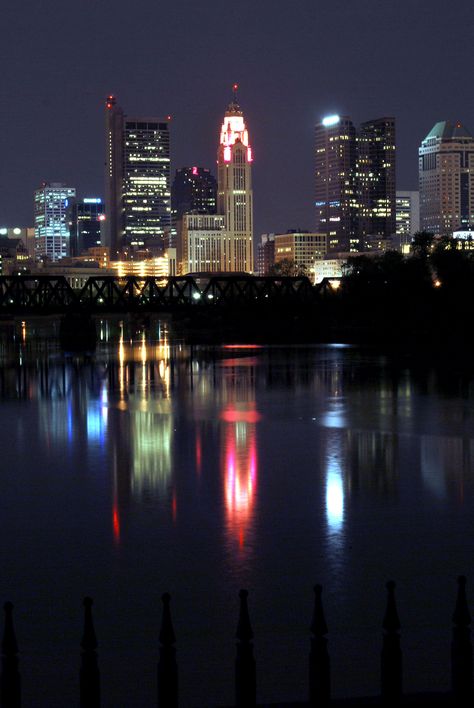 Columbus Skyline- home sweet home :) Columbus Ohio Skyline, Columbus Skyline, Skyline Homes, Rainbow Board, Minneapolis City, Sea To Shining Sea, Home Of The Brave, Reference Pictures, Land Of The Free