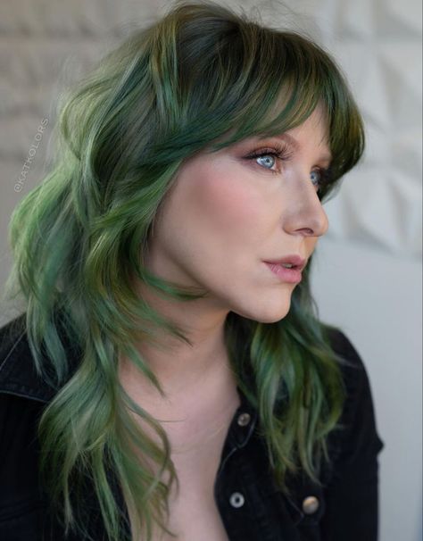 Green hair Green Hair Bangs, Green Mullet, Shaggy Mullet, Soft Shag, Autumn Evening, Hair Color Unique, Muted Green, Lift Off, Haircut And Color