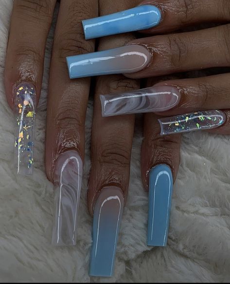 Sky Blue Acrylic Nails Long, Nails Acrylic Blue Medium, Light Blue Nail Aesthetic, Ombre Ocean Nails, Long Nails Inspiration Blue, Prom Nails Acrylic Light Blue, White And Blue Ombré Nails, Light Blue And Silver Nails Short, Blue And White Nails Coffin