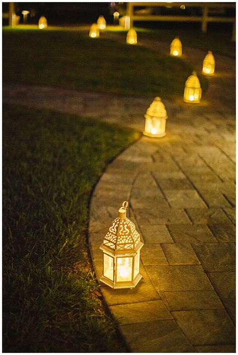 Lantern Walkway Wedding, Backyard Lanterns, Hanging Lanterns Wedding, Chill Wedding, Outdoor Wedding Lighting, Spring Night, Cocktail Hour Wedding, Garden Wedding Reception, Summer Garden Wedding