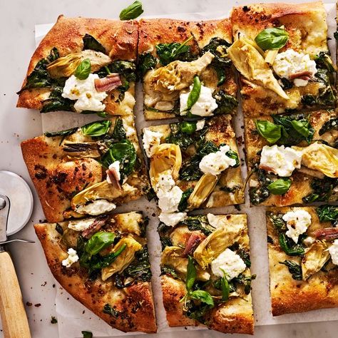 Spinach Artichoke Flatbread Spinach Artichoke Flatbread, Artichoke Flatbread, Mothers Day Meals, Grilled Steak Salad, Grilled Halibut, Prosciutto Wrapped Asparagus, Italian Appetizers, Party Appetizers Easy, Flatbread Recipes