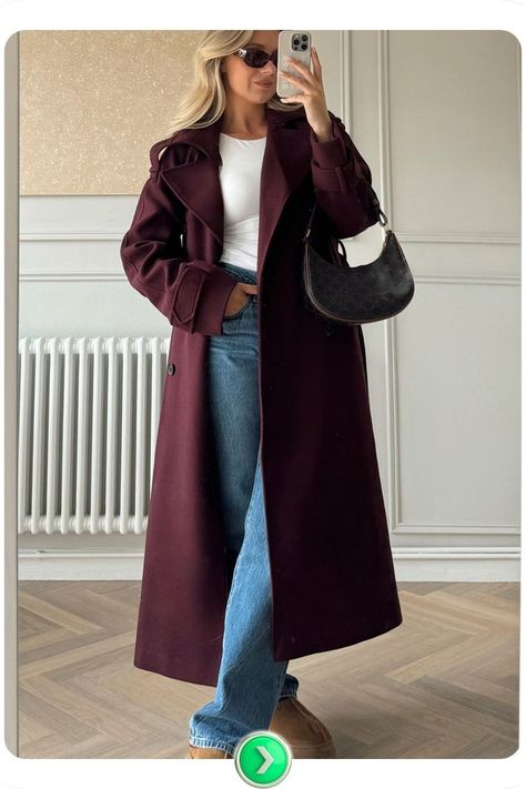 Maroon coat with jeans for a relaxed yet stylish casual Christmas outfit idea. Versatile look blending holiday color with comfort for all occasions. Maroon Coat Outfit, Christmas Outfit Women Casual, Casual Christmas Outfit Ideas, Coat With Jeans, Stylish Jeans Outfit, Christmas Outfit Ideas For Women, Maroon Coat, Winter Vacation Outfits, Christmas Outfit Casual