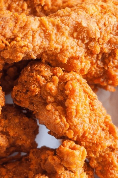 Southern Fried Chicken Recipe, Fried Chicken Recipe Southern, Air Fryer Fried Chicken, Beautiful Breakfast, Fried Chicken Recipe, Southern Fried Chicken, Crispy Fried Chicken, Fried Chicken Wings, Deep Fryer