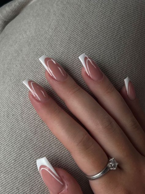 French Tip Double Line, Ballerina French Tip Nails, Nail Ideas Simple, Ongles Gel French, Hand And Finger Tattoos, White French Tip, Lines On Nails, Work Nails, French Nail Designs