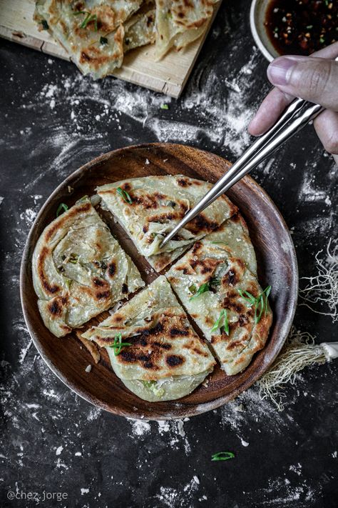 Taiwanese Scallion Pancakes (台式蔥油餅) Chez Jorge, Scallion Pancakes, Vegan Asian, Taiwanese Food, Taipei Taiwan, Non Stick Pan, Taipei, Cooking Time, Asian Recipes