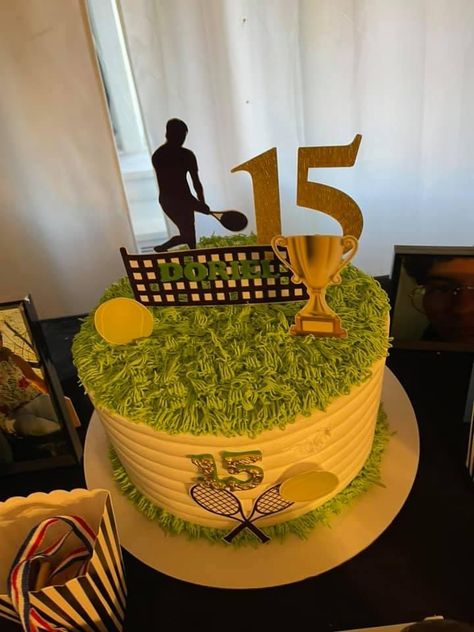 Tenis team cake for 15 birthday boy Cake For 15th Birthday Boy, Birthday Cake For 15, Birthday Cake For Boys, 15 Birthday, Boy Birthday Cake, 15th Birthday, Cakes For Boys, Birthday Boy, Boy Birthday