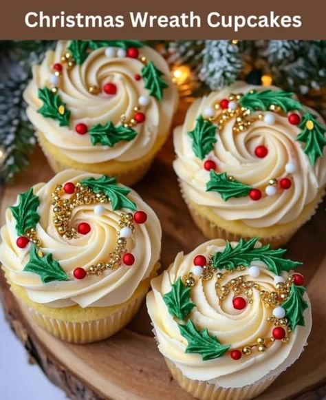 Wreath Cupcakes, Christmas Cupcakes Recipes, Easy Christmas Cake Recipe, Christmas Cookie Cake, Christmas Cupcakes Decoration, Christmas Themed Cake, Xmas Desserts, Christmas Cake Designs, Holiday Cupcakes