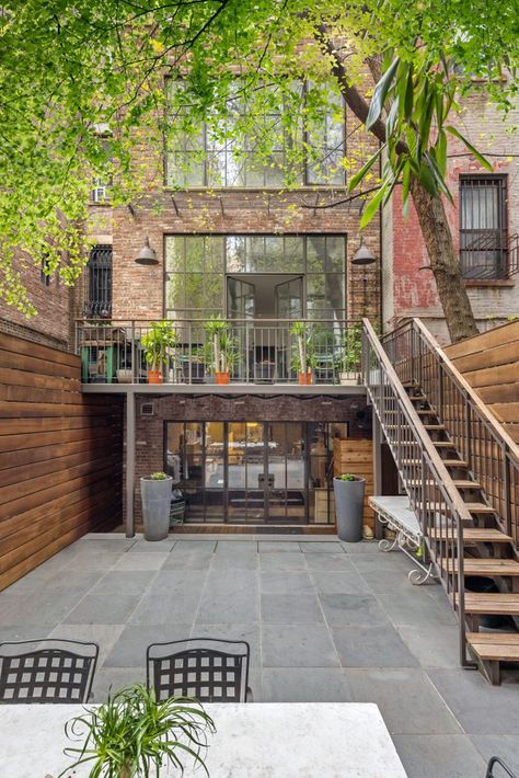 Entertaining Garden, Houses Exterior, Loft Designs, Architect Magazine, House Loft, House Extension Design, Residential Architect, Home Stairs Design, Upper West Side