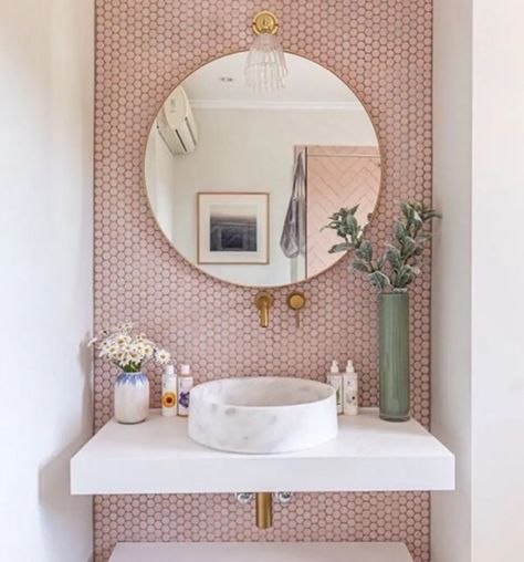 Feminine Bathroom, Pink Accent Walls, Property Renovation, Bedroom Victorian, Pink Tiles, Design Blogs, Marble Sinks, Bad Design, Pink Bathroom