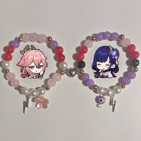 Genshin Bracelet Ideas, Genshin Bracelet, Genshin Cosplay, Genshin Fanart, Diy Crafts For Teens, Perler Ideas, Bracelet Craft, Bracelet Keychains, Yae Miko