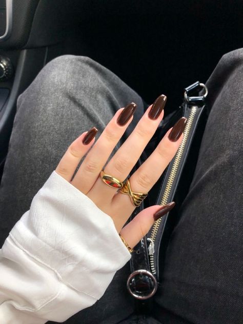 nails Brown Acrylic Nails, Kutek Disney, Wine Nails, November Nails, Smink Inspiration, Grunge Nails, Classy Acrylic Nails, Makijaż Smokey Eye, Almond Acrylic Nails