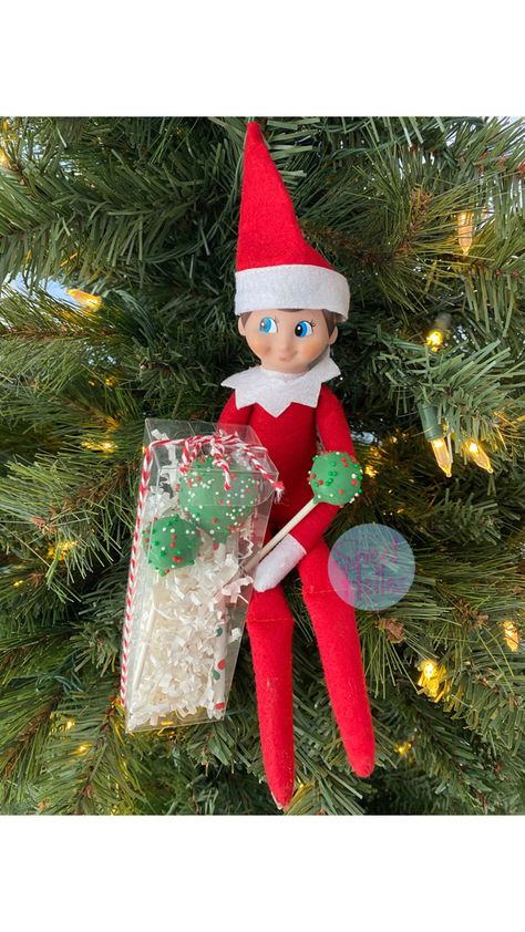 Elf On The Shelf Backgrounds, Elf On The Shelf Cake Pops, Elf Cake Pops, Home Bakery, Heart Cake, The Elf, Holiday Baking, Elf On The Shelf, Cake Pops