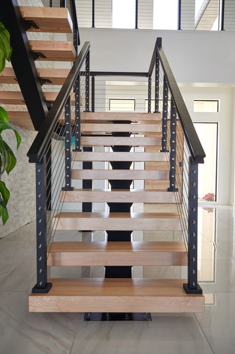 Open Concept Come to Life - Viewrail Cable Railing Interior, Modern Staircase Railing, Staircase Railing Design, Glass Staircase, Open Concept Home, Stair Remodel, Floating Stairs, Floating Staircase, Cable Railing