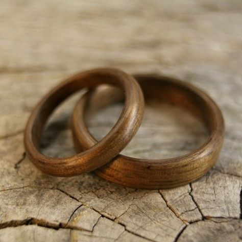 bangels Morganite Engagement Ring Vintage, Wooden Wedding Bands, Wooden Rings Engagement, Wooden Wedding Ring, Bentwood Rings, Wood Wedding Ring, Unique Diamond Engagement Rings, Titanium Wedding Rings, Custom Wedding Rings