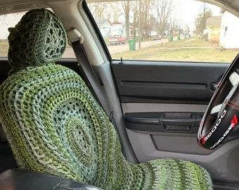 Car Seat Cover Pattern, Car Interior Diy, Hippie Car, Girly Car Accessories, Car Deco, Cool Car Accessories, Crochet Car, Girly Car, Cute Car Accessories