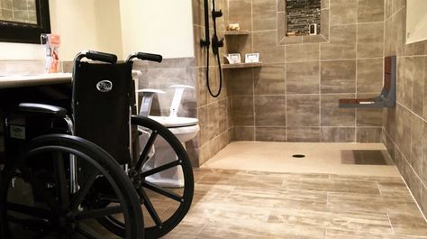 A roll in shower, as part of a bathroom remodel, provides a barrier-free and zero-threshold space for optimal accessibility, ideal for people in a wheelchair. Wheelchair Accessible Shower, Roll In Showers, Accessible House, Accessible Bathroom Design, Ada Bathroom, Walk In Bathtub, Shower Toilet, Accessible Bathroom, Bathroom Solutions