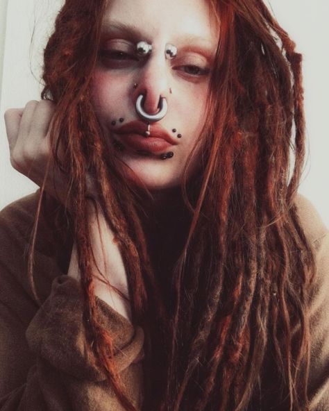 Floating Nomad, Septum Woman, Crazy Piercings, Facial Piercing, Stretched Septum, Facial Pictures, Bridge Piercing, Piercing Inspo, Septum Rings